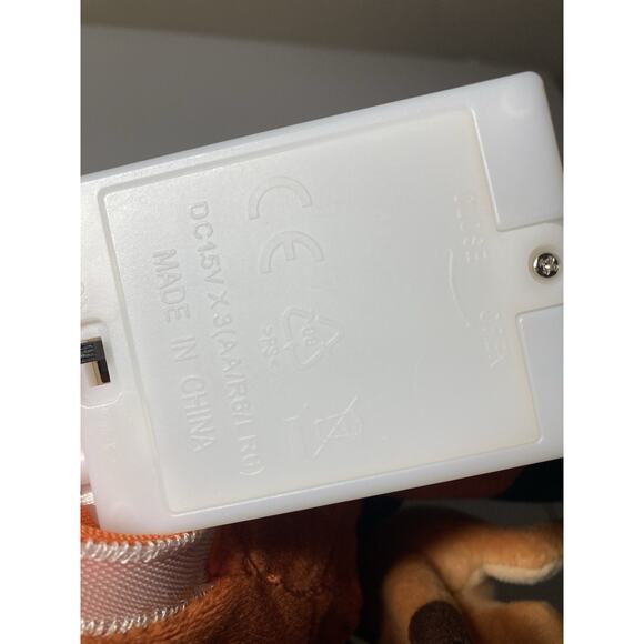 Disney Authentic Pumbaa Timon Plush The Lion King-Preowned Vibrating Hug Me TOY - Picture 7 of 7